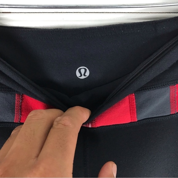 Lululemon Groove Black Pants Size 4 - Picture 3 of 6